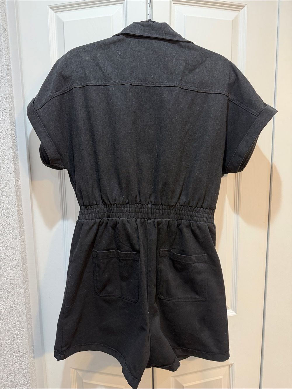 Black Short-Sleeve Snap Romper Size Large 100% Cotton - Picture 3 of 7